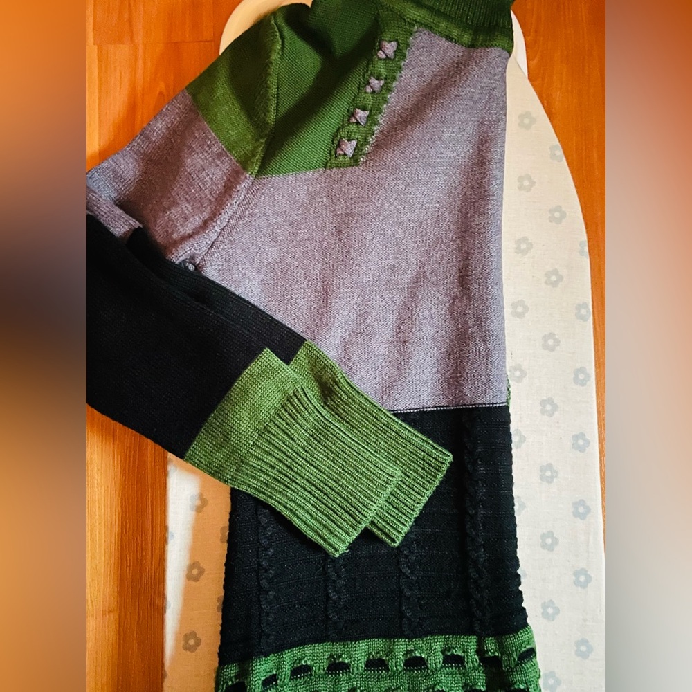 Colorful Patchwork Women's Sweater Turtleneck - Picture 3 of 9